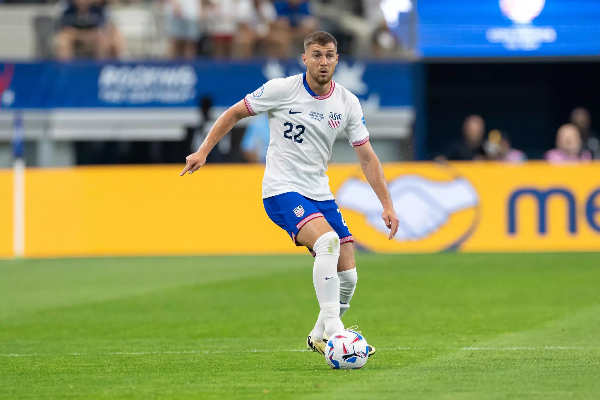 Scally feiert Testspielerfolg mit den USA | Borussia Mönchengladbach ...