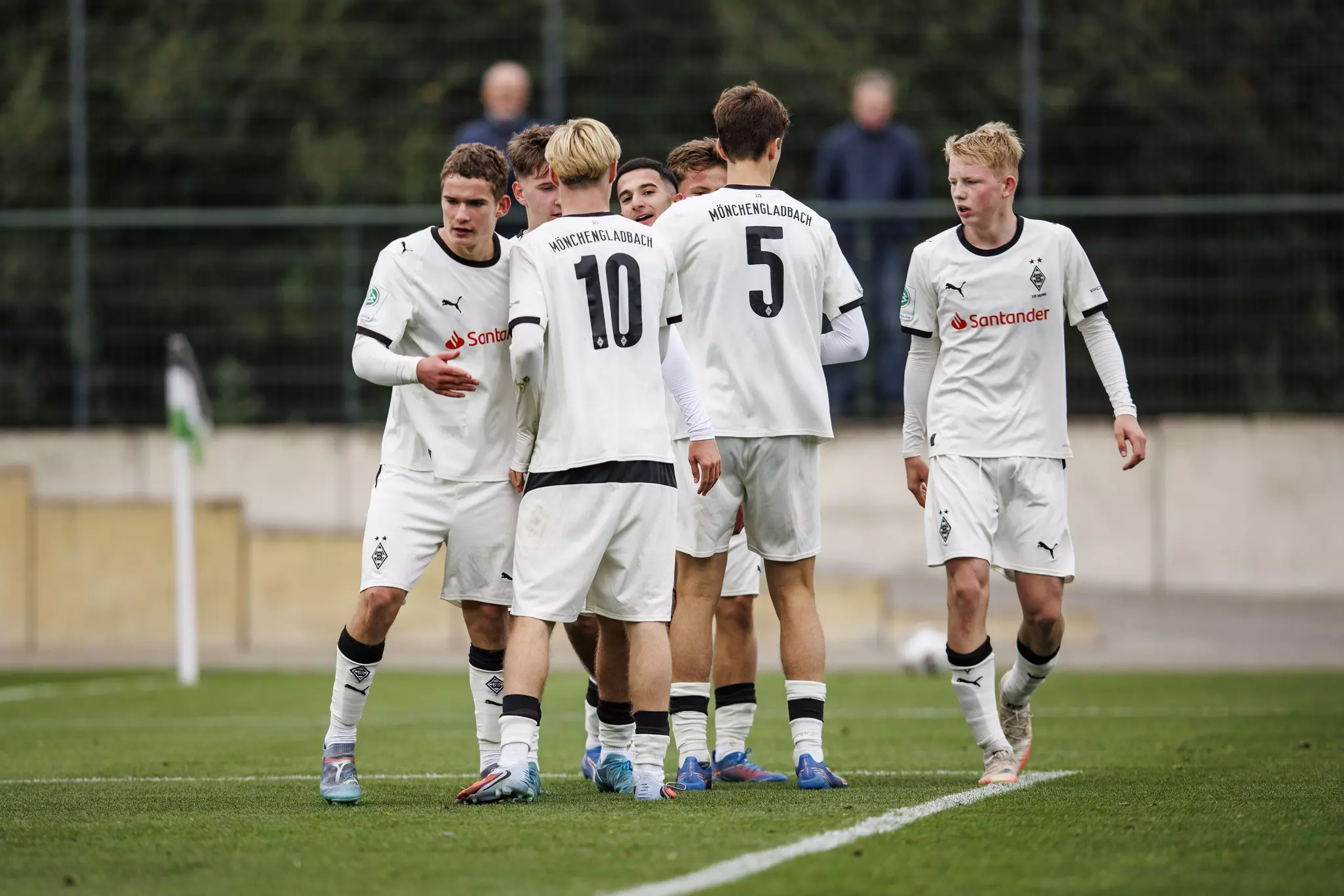 U17 will für „kleine Vorentscheidung sorgen“ | Borussia Mönchengladbach ...