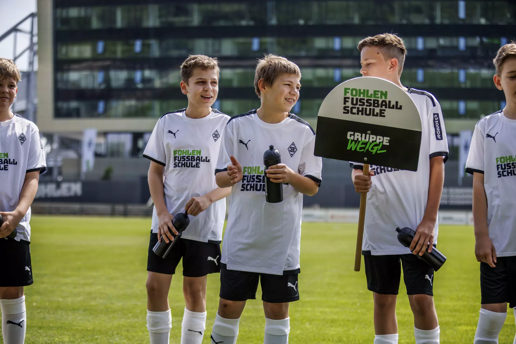 Fußballcamps für 2025 sind jetzt freigeschaltet | Borussia