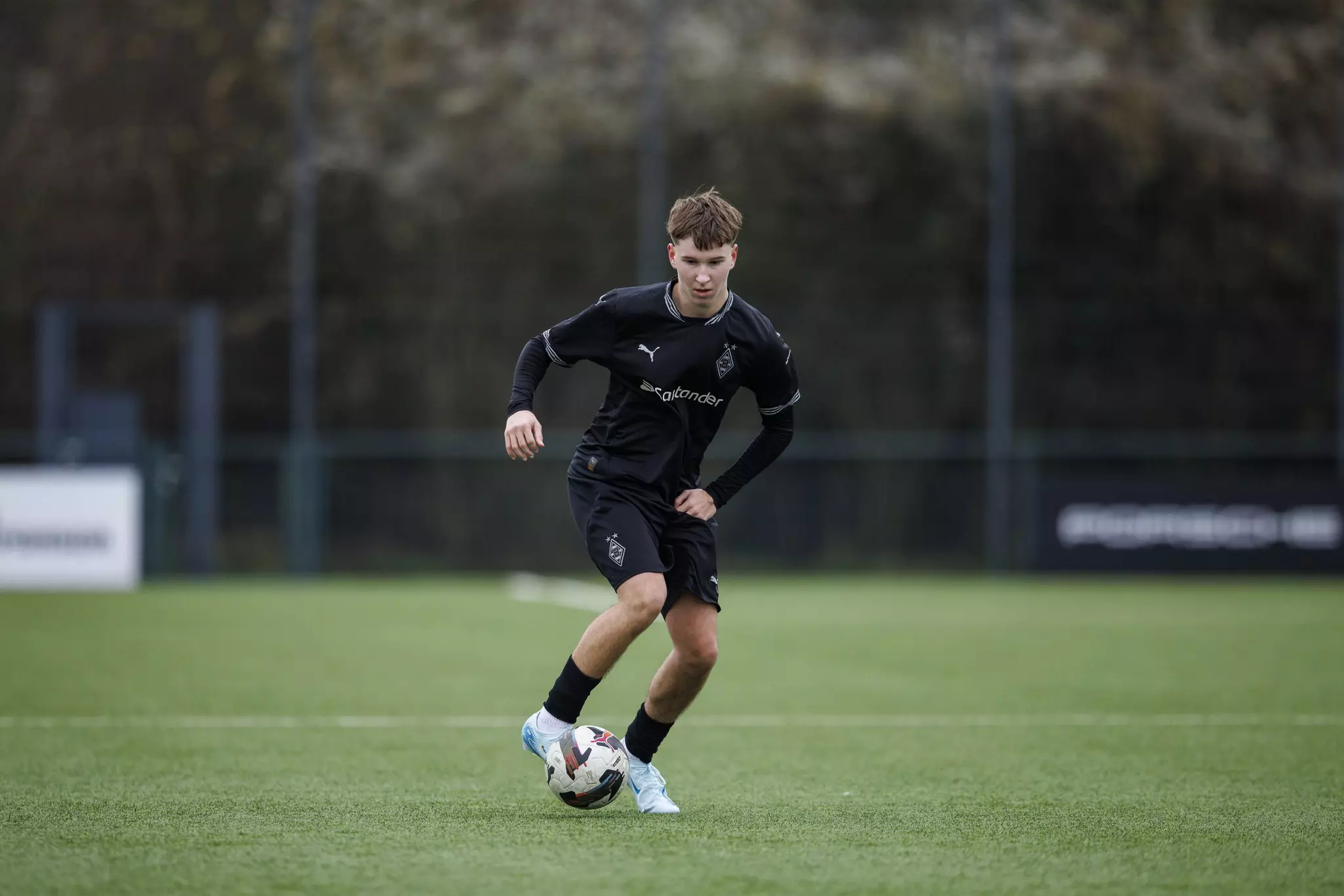 FohlenStall: U16 muss erste Saison-Niederlage hinnehmen | Borussia ...